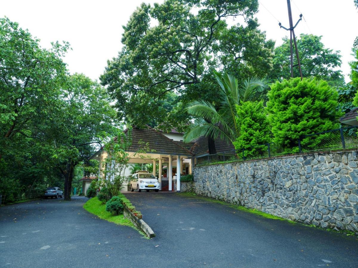 טקאדי Hotel Treetop מראה חיצוני תמונה