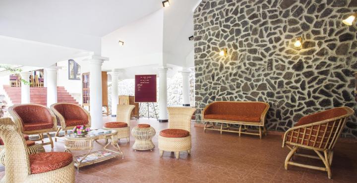 טקאדי Hotel Treetop מראה חיצוני תמונה