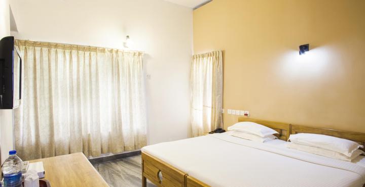 טקאדי Hotel Treetop מראה חיצוני תמונה